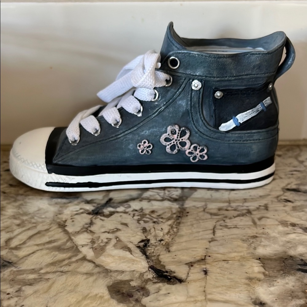 High-Top Sneaker piggy bank